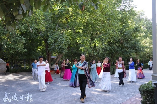 图4.jpg